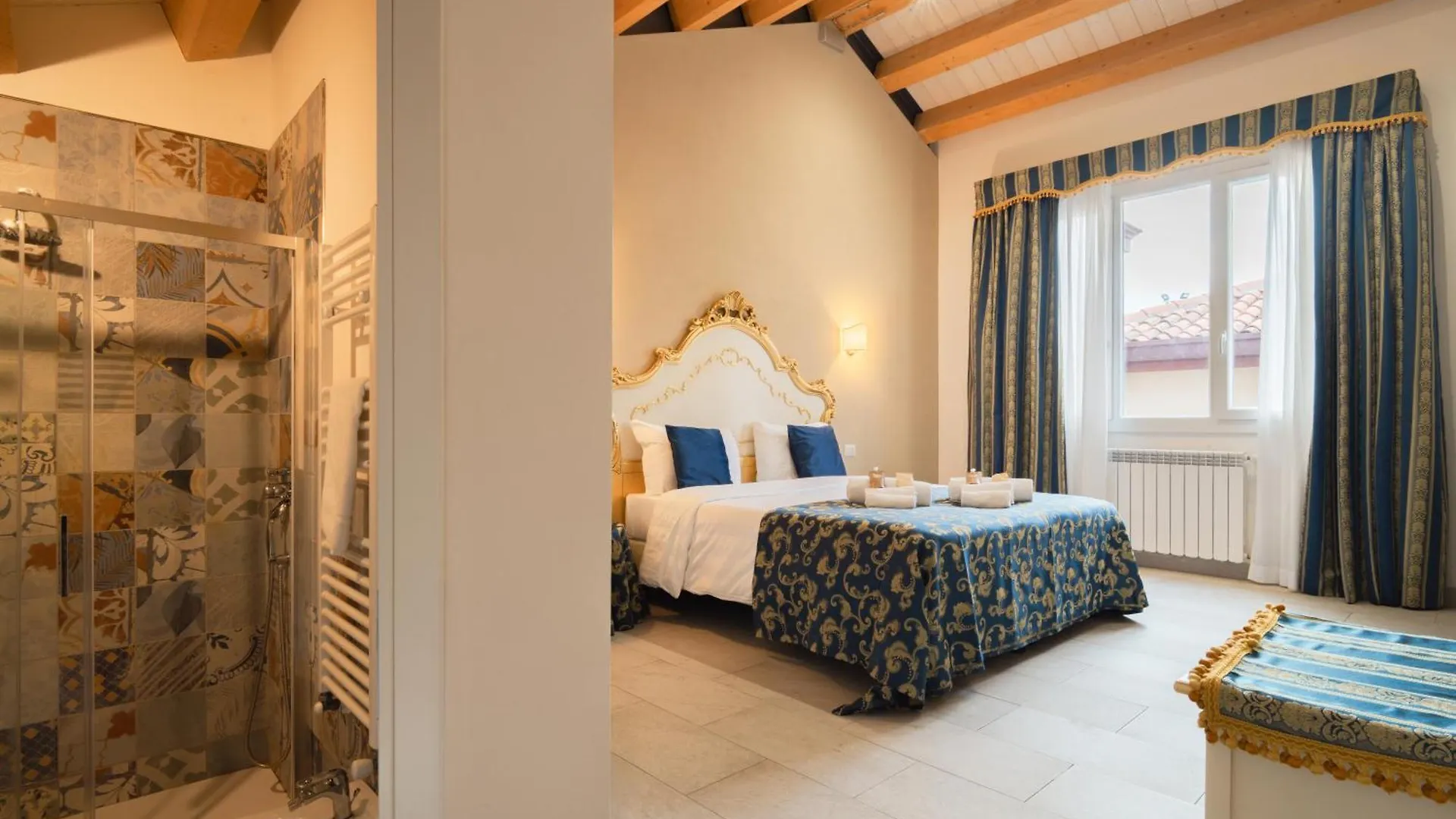 Pensión Flove' Rooms Venecia