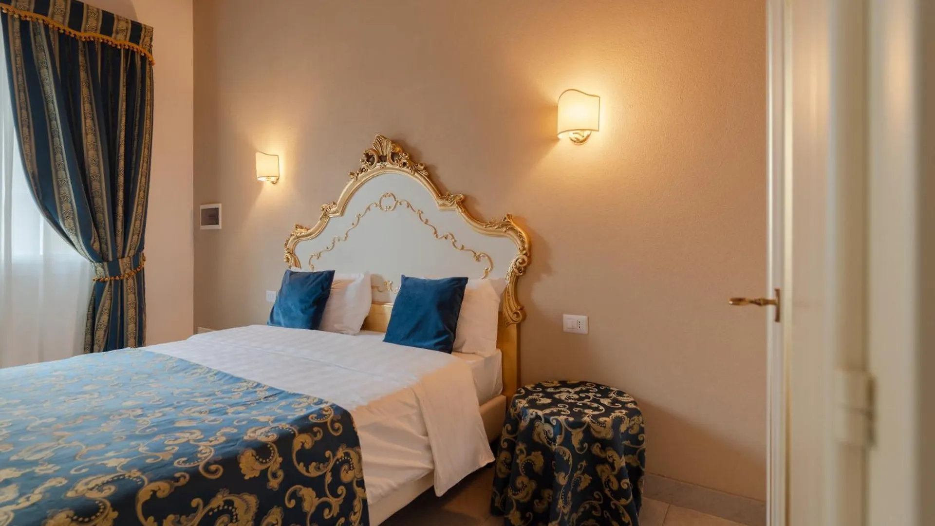 Flove' Rooms Venecia Pensión