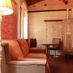 Rosso Charm Venezia